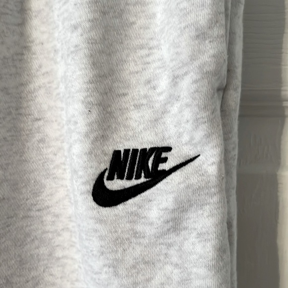 Women’s Nike Joggers, Sweatpants, Lt gray heather, black embroider Nike logo, XS - Picture 2 of 4